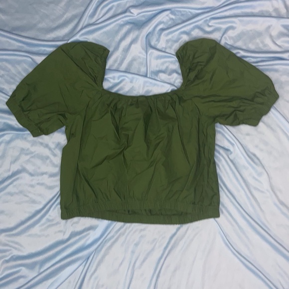 HOTTEST TOP BUNDLE!!!! - Picture 3 of 6